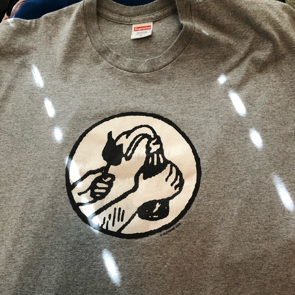 Supreme 2018 Molotov Tee in Heather Grey